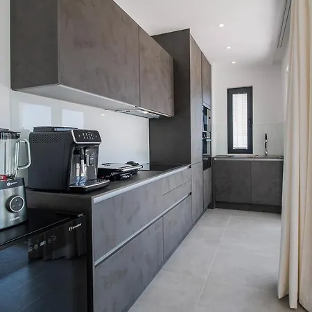 Sea Silhouette * Žman