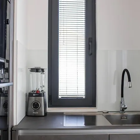 Sea Silhouette Žman