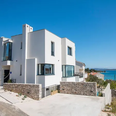 Sea Silhouette Žman