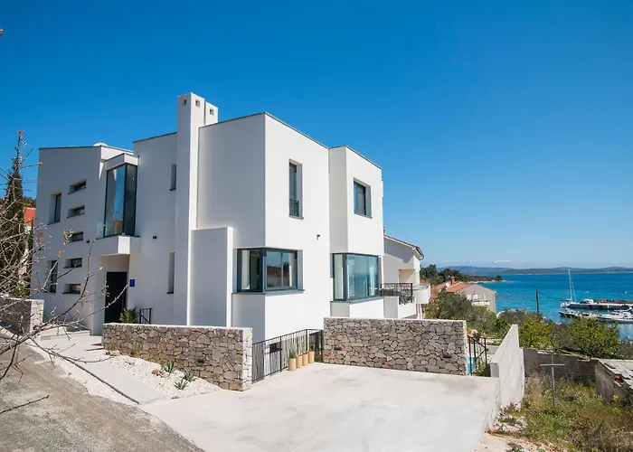 Sea Silhouette Žman